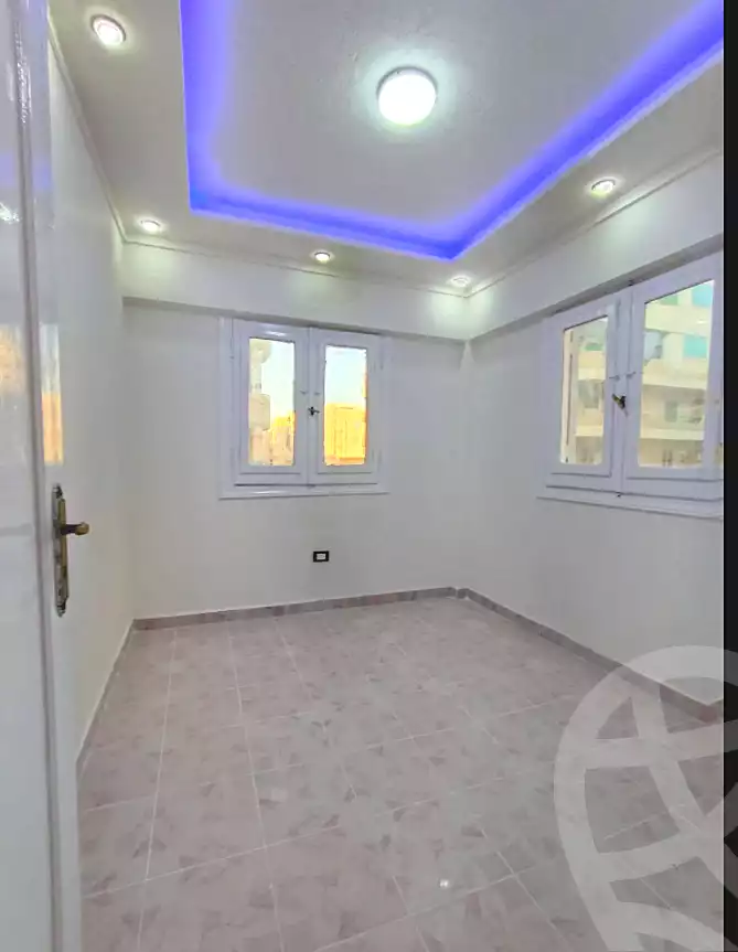 https://aqarmap.com.eg/ar/listing/7259321-for-sale-alexandria-al-agamy-shataa-el-nakheel