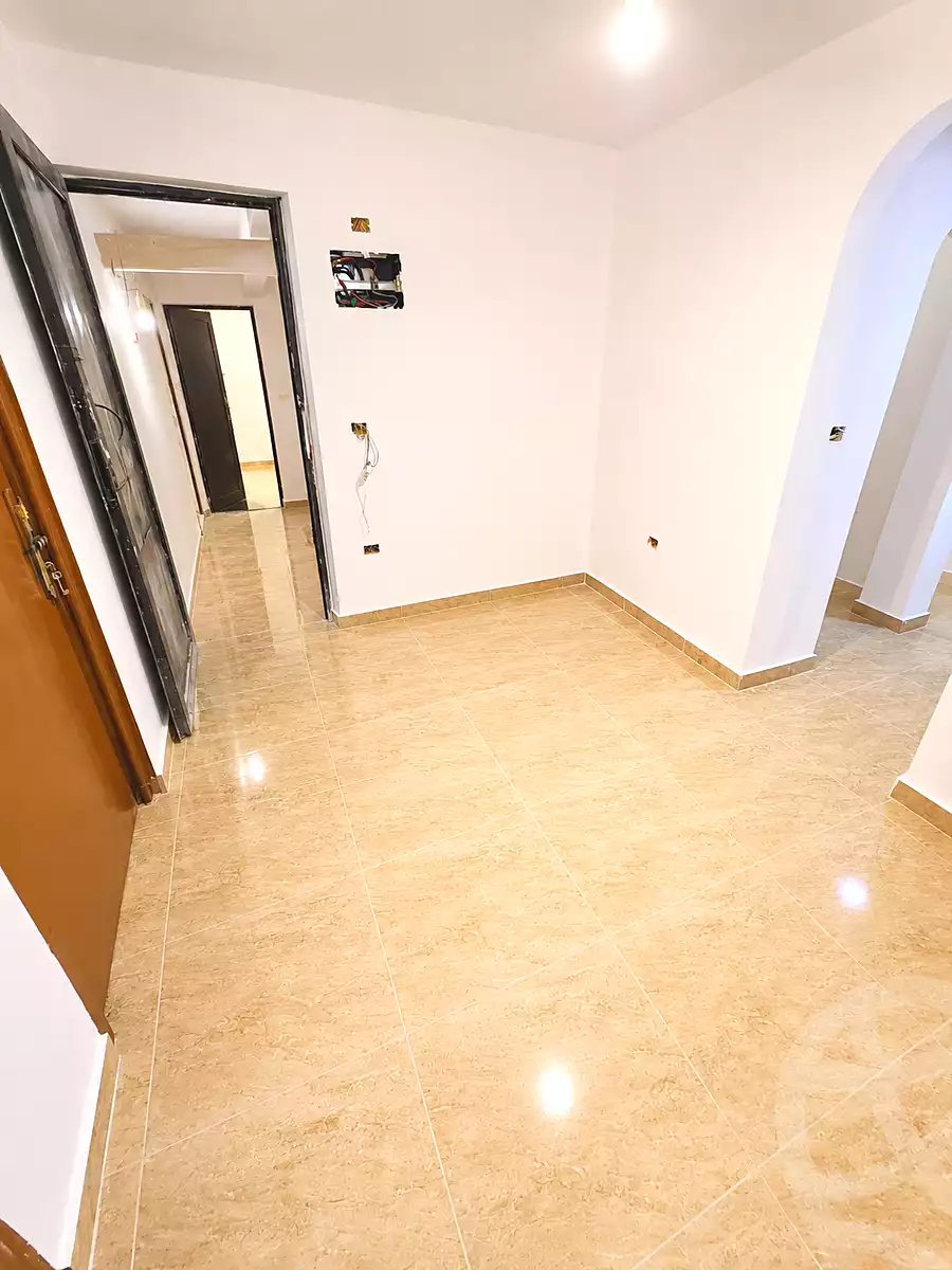 https://aqarmap.com.eg/en/listing/7259386-for-rent-cairo-shoubra-el-sahel-shobra-st