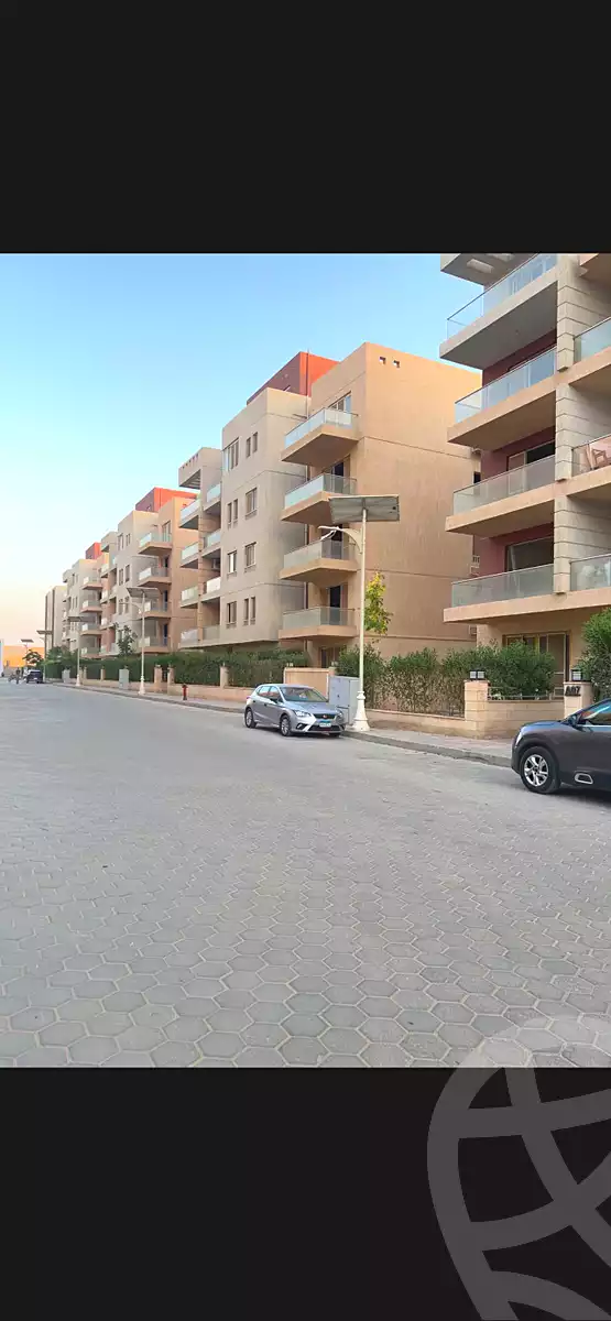 https://aqarmap.com.eg/ar/listing/7259839-for-sale-cairo-new-cairo-compounds-brwmynd-ryzydns-wdy-djl-llttwyr