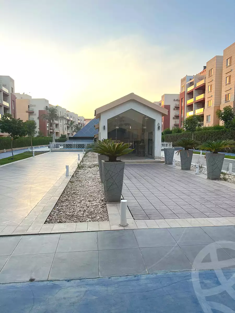 https://aqarmap.com.eg/ar/listing/7259839-for-sale-cairo-new-cairo-compounds-brwmynd-ryzydns-wdy-djl-llttwyr