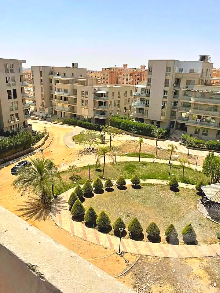 https://aqarmap.com.eg/en/listing/7259967-for-sale-cairo-new-cairo-compounds-kmbwnd-kryk-twn-il-cazar