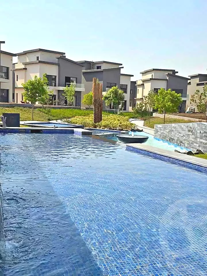 https://aqarmap.com.eg/en/listing/7259967-for-sale-cairo-new-cairo-compounds-kmbwnd-kryk-twn-il-cazar