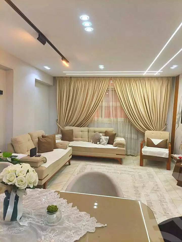 https://aqarmap.com.eg/ar/listing/7260082-for-sale-cairo-el-haram-shareaa-khatem-el-morsalen