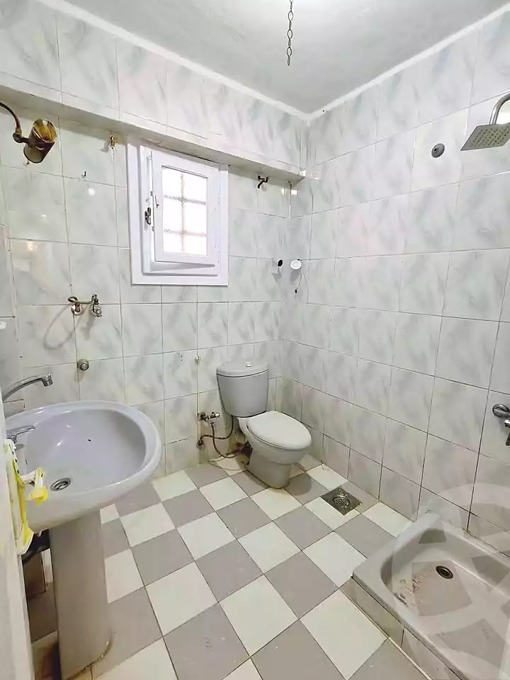 https://aqarmap.com.eg/ar/listing/7260149-for-sale-alexandria-al-agamy-shataa-el-nakheel-street-37
