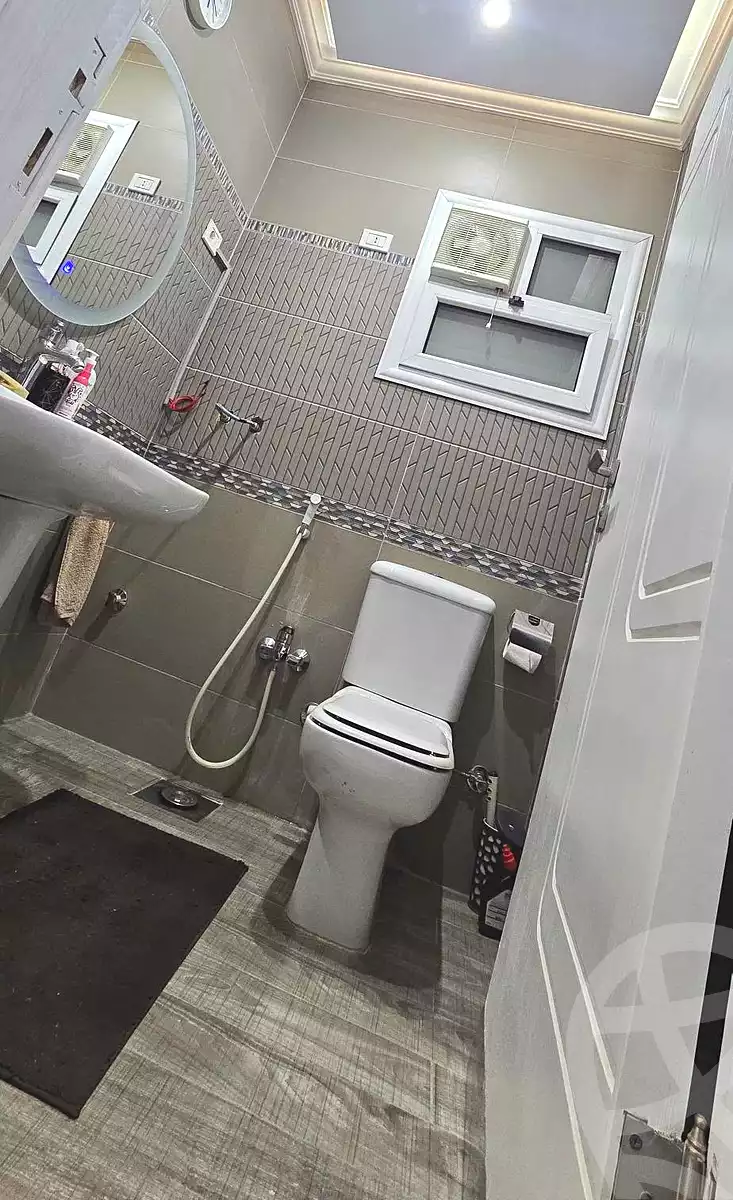 https://aqarmap.com.eg/en/listing/7260205-for-sale-cairo-helwan-helwan-el-sharkeya-ismael-kamel-st