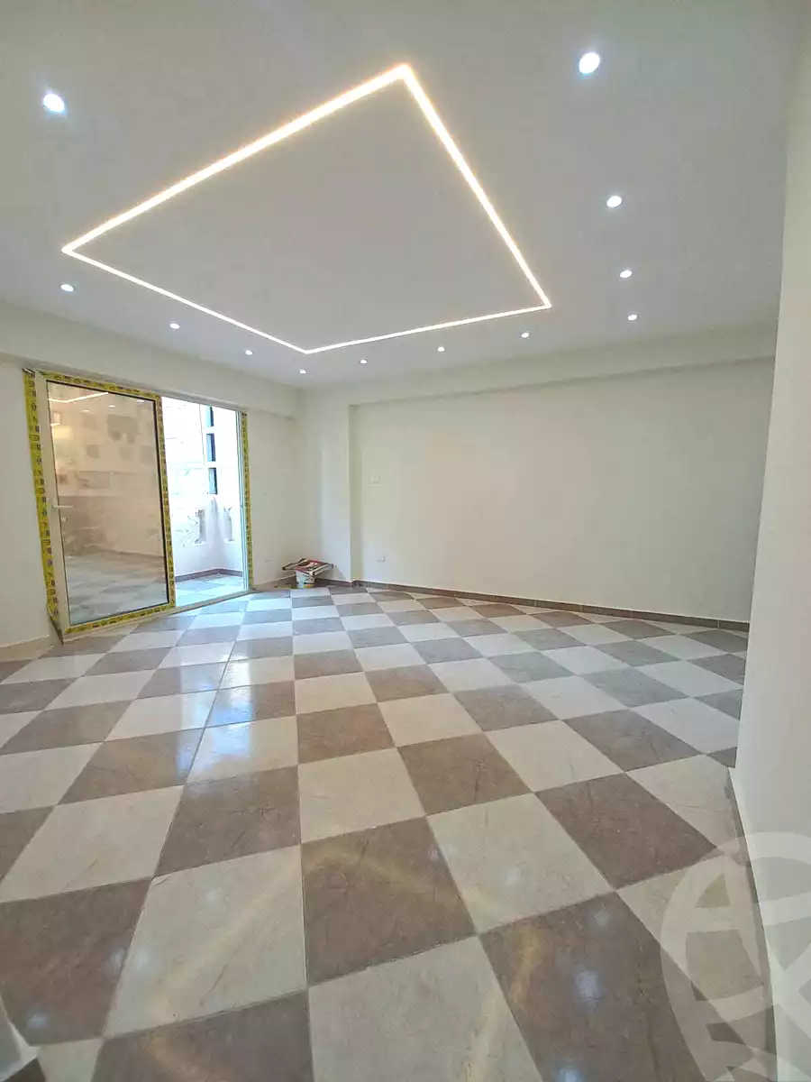 https://aqarmap.com.eg/ar/listing/7260430-for-sale-alexandria-lsywf-el-seyouf-bahri-abd-al-hadi-al-gazar-zayna-st