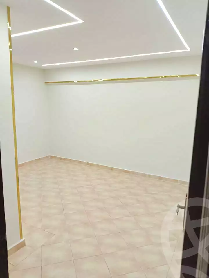 https://aqarmap.com.eg/en/listing/7260732-for-sale-alexandria-al-agamy-el-hanouvel