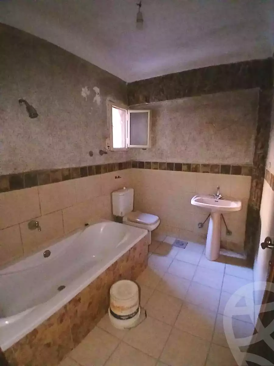 https://aqarmap.com.eg/en/listing/7260775-for-sale-alexandria-al-agamy-lbytsh-ain-shams-st