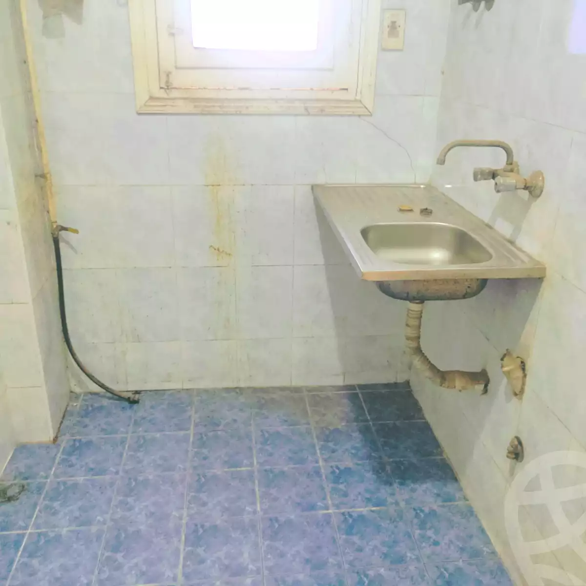 https://aqarmap.com.eg/ar/listing/7260776-for-rent-cairo-faisal-kafr-tohormos-abd-el-haleem-shokry-st