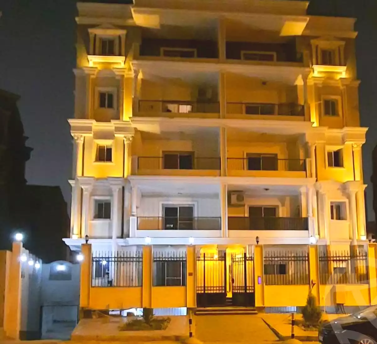 https://aqarmap.com.eg/ar/listing/7260914-for-sale-cairo-new-cairo-el-narges-el-narges-omarat-ahmed-lotfy-el-sayed-st