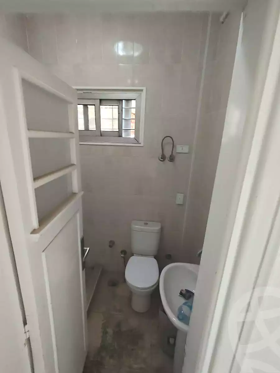 https://aqarmap.com.eg/en/listing/7260686-for-rent-cairo-downtown-el-tahrir
