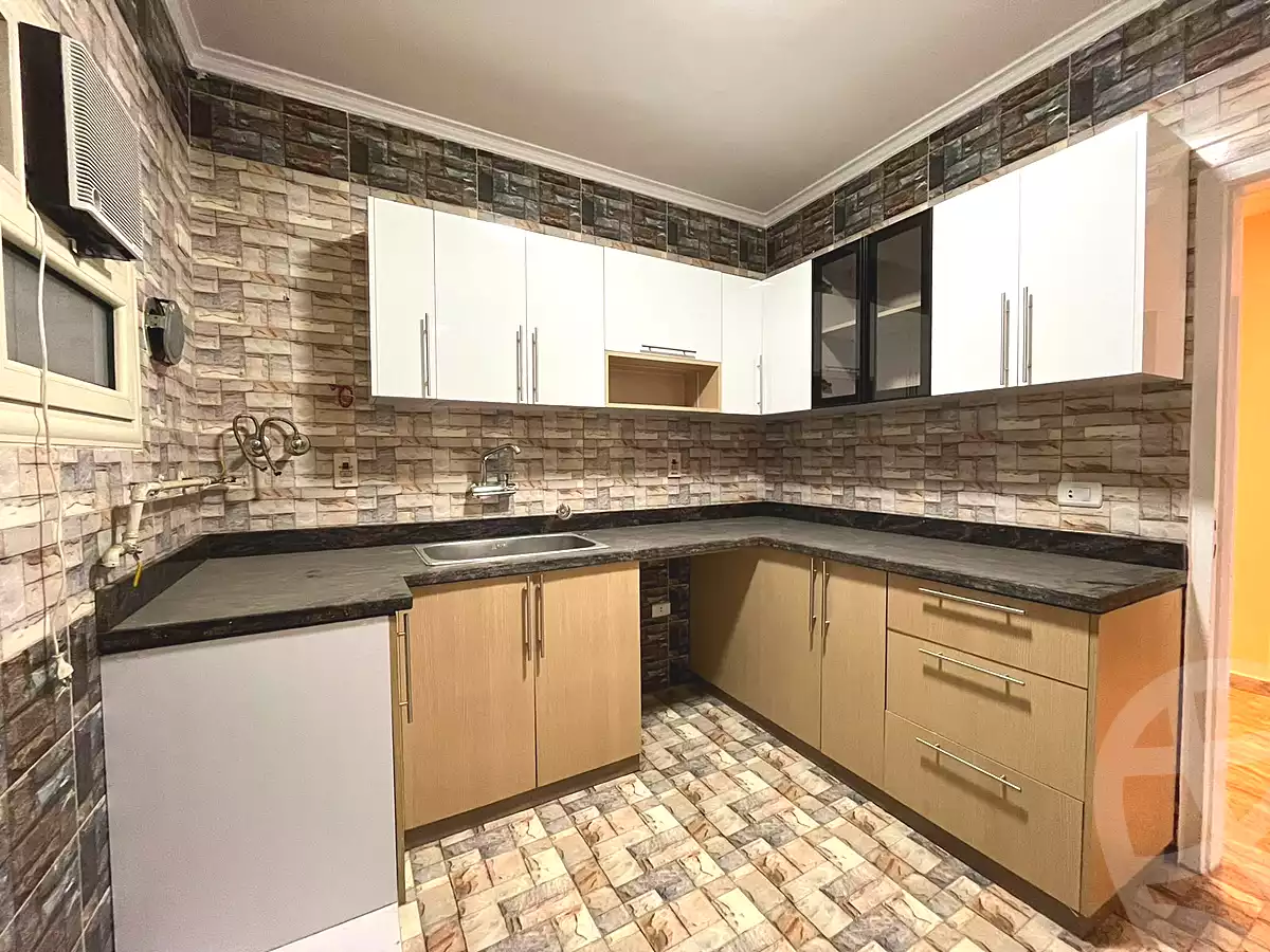 https://aqarmap.com.eg/ar/listing/7261148-for-sale-cairo-new-cairo-el-ahyaa-third-neighborhood-street-10