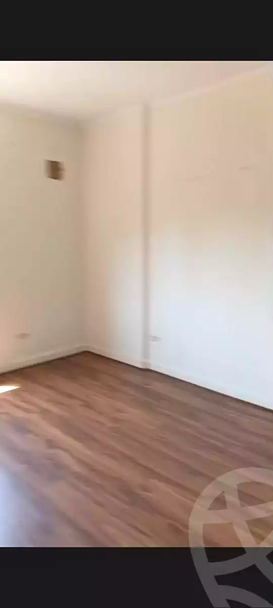 https://aqarmap.com.eg/ar/listing/7261170-for-rent-cairo-downtown-tl-t-hrb