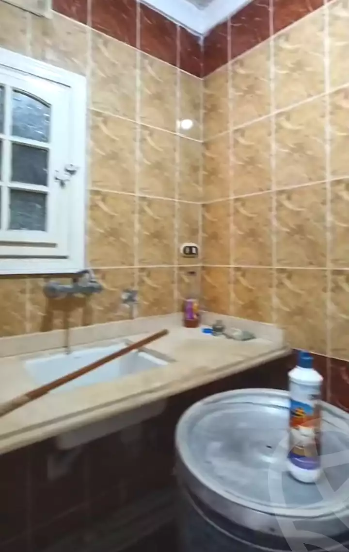 https://aqarmap.com.eg/en/listing/7261327-for-sale-alexandria-al-agamy-el-hanouvel-al-haded-we-al-soulb-st