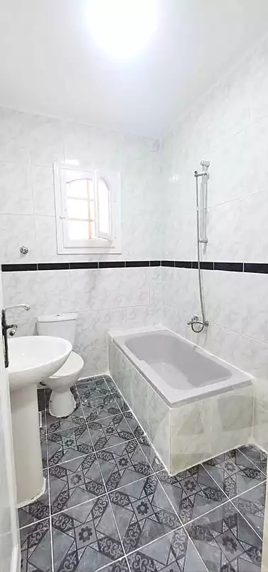 https://aqarmap.com.eg/ar/listing/7261352-for-sale-alexandria-al-agamy-shataa-el-nakheel