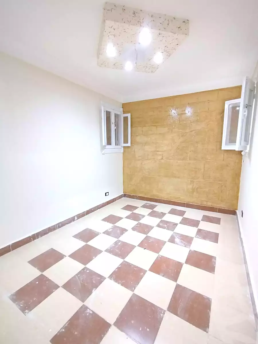 https://aqarmap.com.eg/ar/listing/7261344-for-sale-alexandria-lsywf-el-seyouf-qebly-el-salam-st