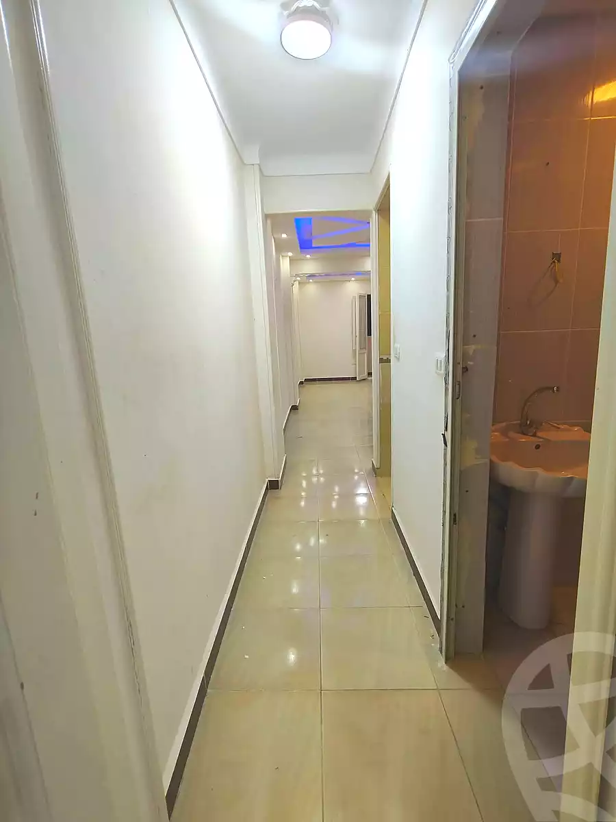 https://aqarmap.com.eg/ar/listing/7261476-for-sale-alexandria-lsywf-el-falki