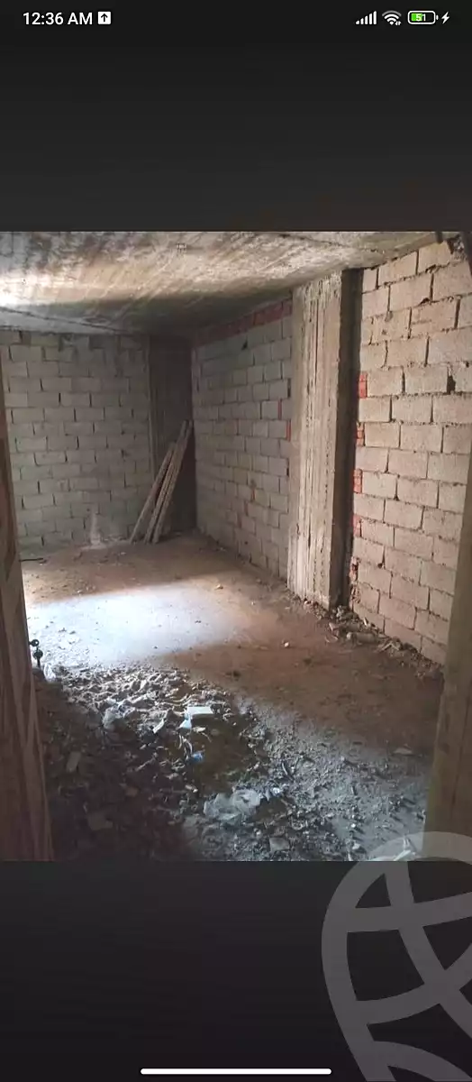 https://aqarmap.com.eg/en/listing/7261589-for-sale-alexandria-al-agamy-bw-ywsf-hosni-mubarak-st