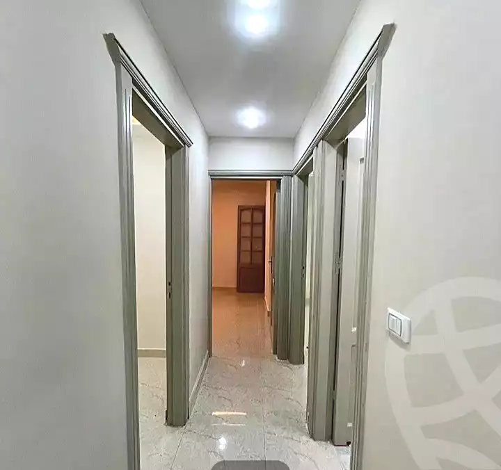 https://aqarmap.com.eg/ar/listing/7261665-for-sale-alexandria-el-asafra-l-sfr-bhry