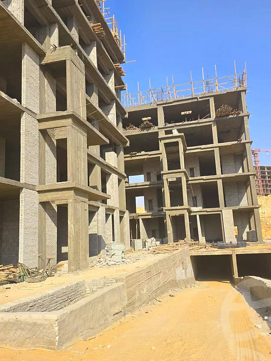 https://aqarmap.com.eg/ar/listing/7261825-for-sale-cairo-new-administrative-capital-ldwn-twn-evora-mall