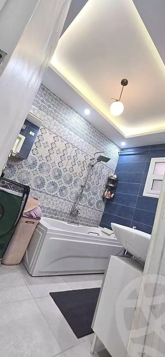 https://aqarmap.com.eg/ar/listing/7262291-for-sale-cairo-helwan-helwan-el-sharkeya-ismael-kamel-st