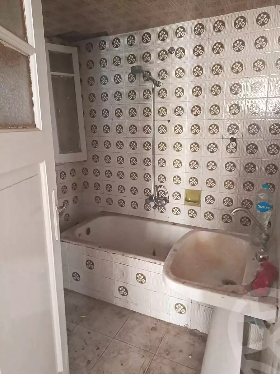 https://aqarmap.com.eg/en/listing/7262324-for-sale-alexandria-camp-cesar
