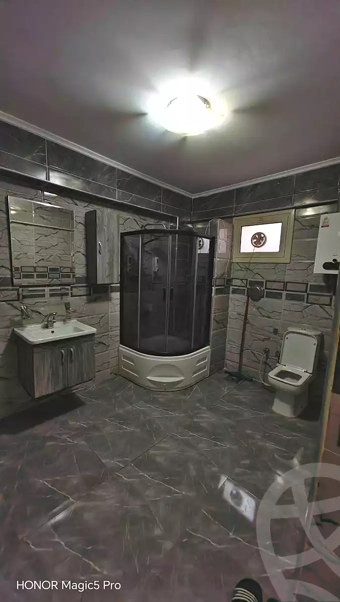 https://aqarmap.com.eg/ar/listing/7262470-for-sale-cairo-helwan-mohamed-sayed-ahmed-st