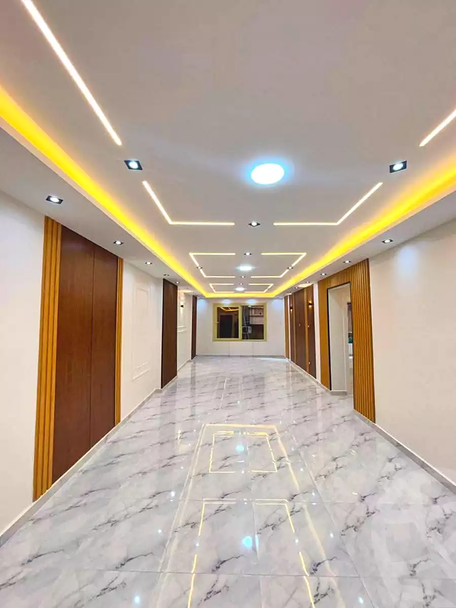 https://aqarmap.com.eg/ar/listing/7262656-for-sale-alexandria-miami-el-sebaey-st