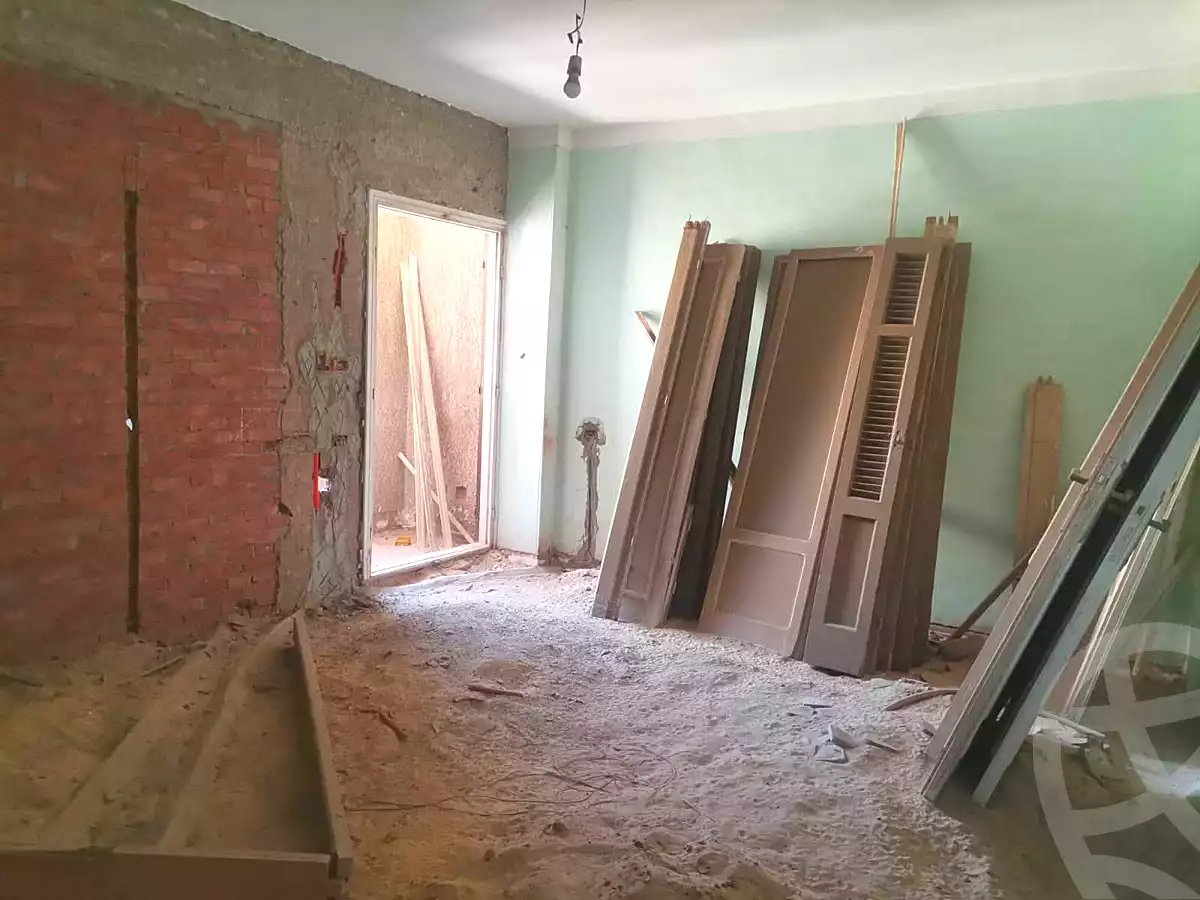 https://aqarmap.com.eg/ar/listing/7262983-for-sale-cairo-helwan-azam-mosque-st