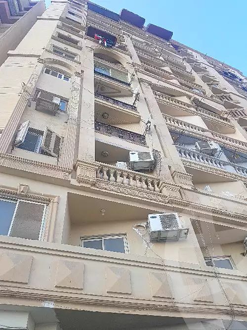https://aqarmap.com.eg/ar/listing/7263360-for-sale-gharbia-tanta-tanta-city-el-moahda-st