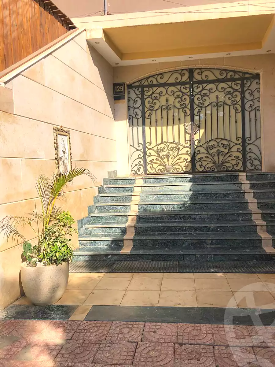 https://aqarmap.com.eg/en/listing/7263533-for-rent-cairo-el-sheikh-zayed-city-el-hay-elsabeaa-lhy-lsb