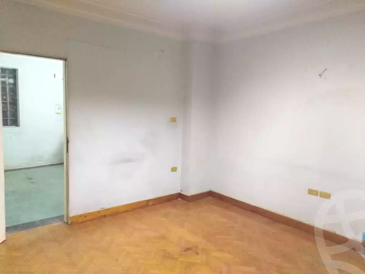 https://aqarmap.com.eg/en/listing/7263733-for-rent-cairo-downtown-bab-el-loaa-el-tahrir-st