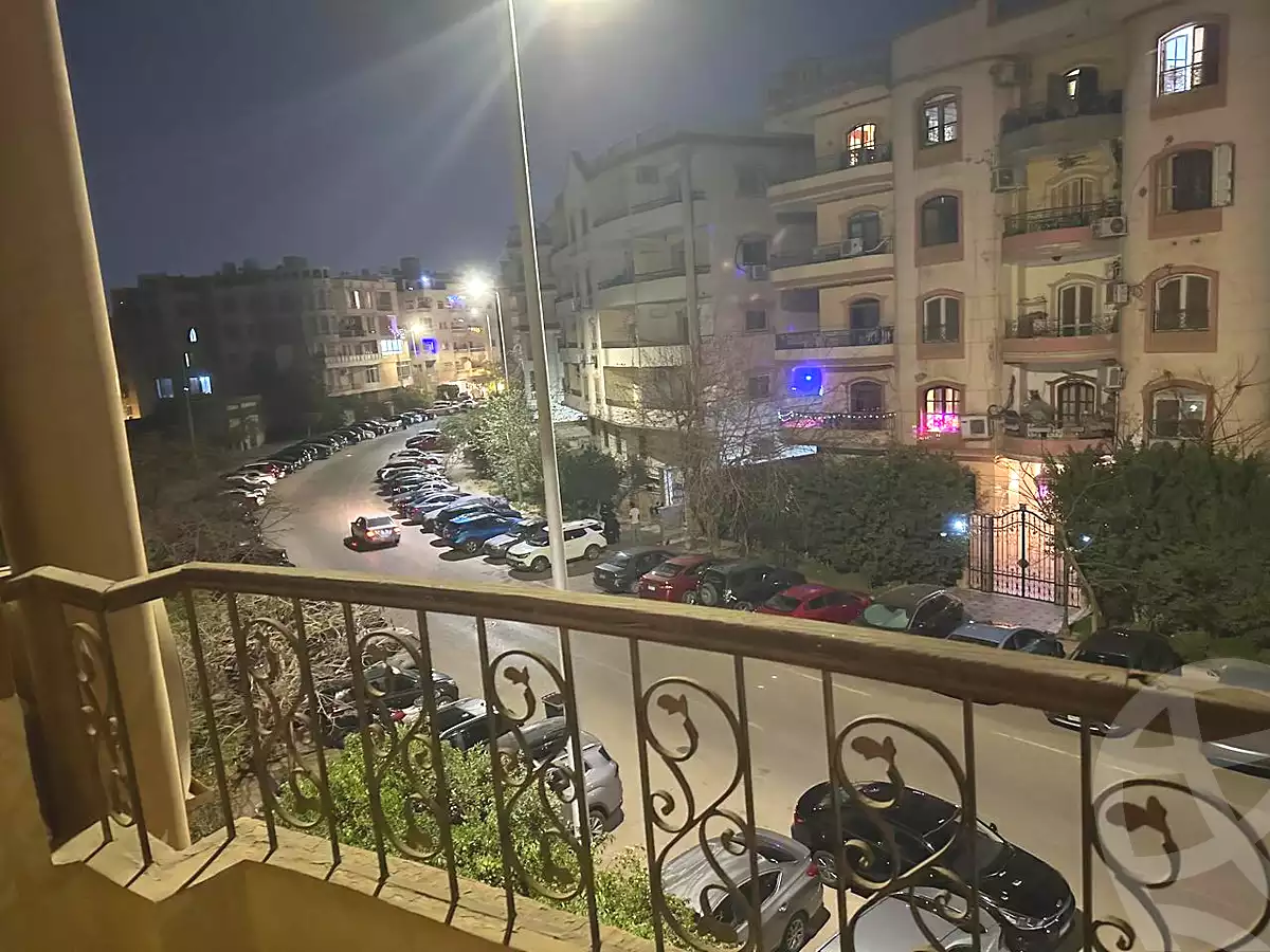 https://aqarmap.com.eg/ar/listing/7263856-for-sale-cairo-new-cairo-el-narges-el-narges-omarat-mohamed-sabry-abu-alam-st