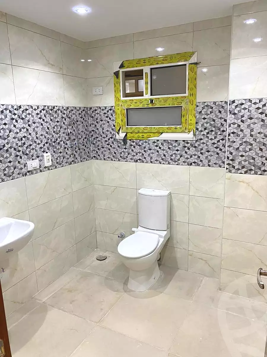 https://aqarmap.com.eg/ar/listing/7263863-for-sale-cairo-6th-of-october-el-ahyaa-neighborhood-3rd-al-hay-al-thalith-st