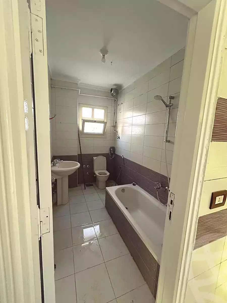 https://aqarmap.com.eg/ar/listing/7263941-for-rent-cairo-el-sheikh-zayed-city-el-hay-elasher-street-100
