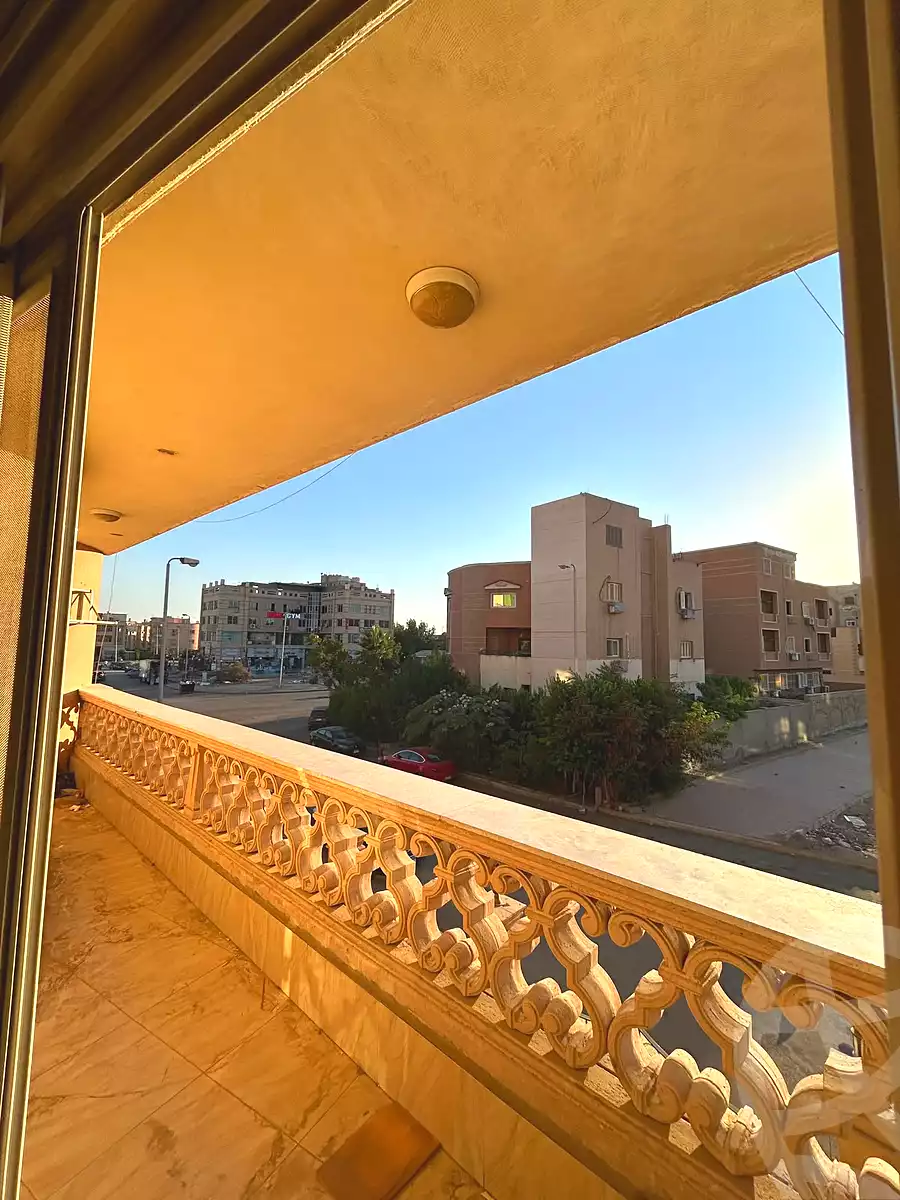 https://aqarmap.com.eg/ar/listing/7263941-for-rent-cairo-el-sheikh-zayed-city-el-hay-elasher-street-100