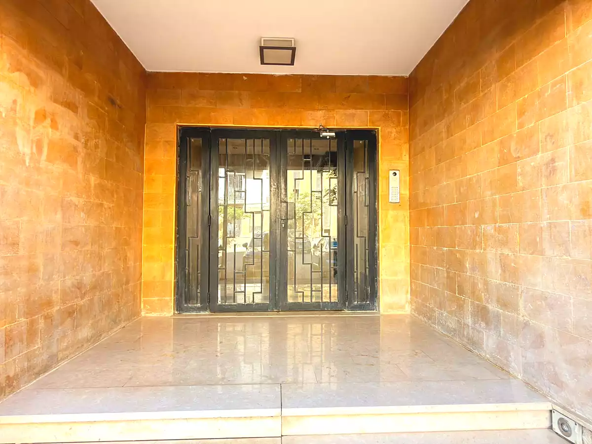 https://aqarmap.com.eg/en/listing/7264036-for-rent-cairo-el-sheikh-zayed-city-compounds-the-courtyard