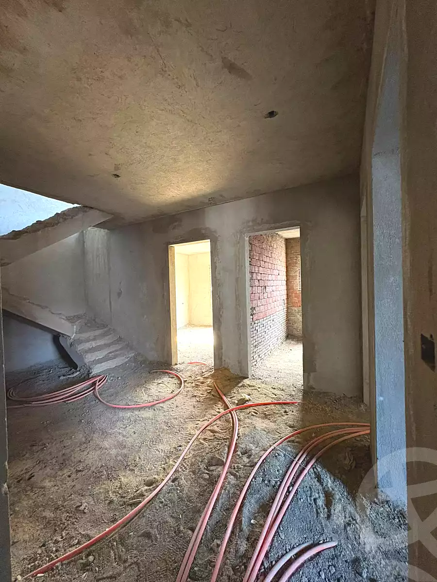 https://aqarmap.com.eg/ar/listing/7264029-for-sale-cairo-new-cairo-compounds-brwmynd-ryzydns-wdy-djl-llttwyr