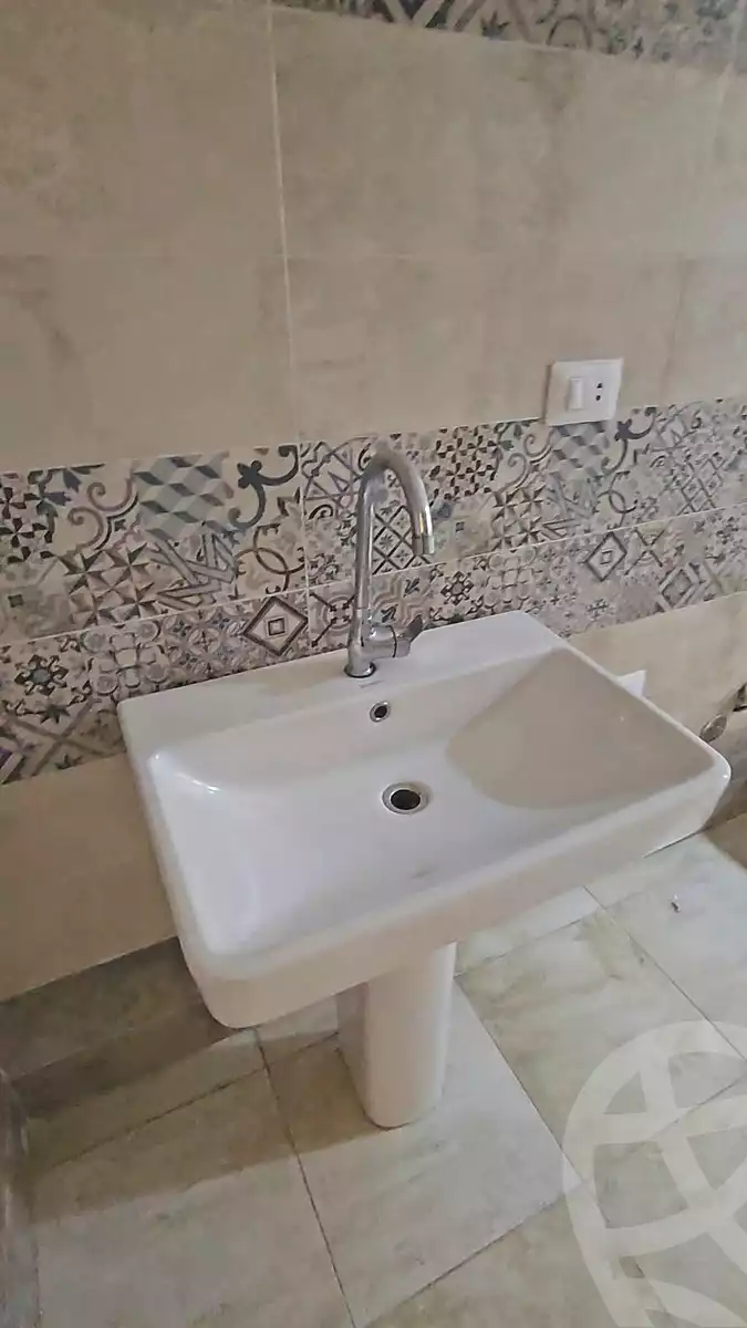 https://aqarmap.com.eg/ar/listing/7264049-for-rent-cairo-6th-of-october-el-ahyaa-neighborhood-4th-neighbourhood-1