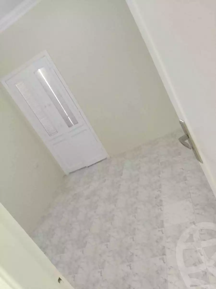https://aqarmap.com.eg/en/listing/7264144-for-sale-cairo-helwan-helwan-el-sharkeya-thabit-basha-st