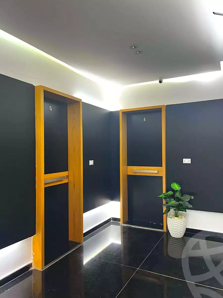 https://aqarmap.com.eg/en/listing/7264547-for-rent-cairo-new-cairo-compounds-vx-n90-mall-mercon