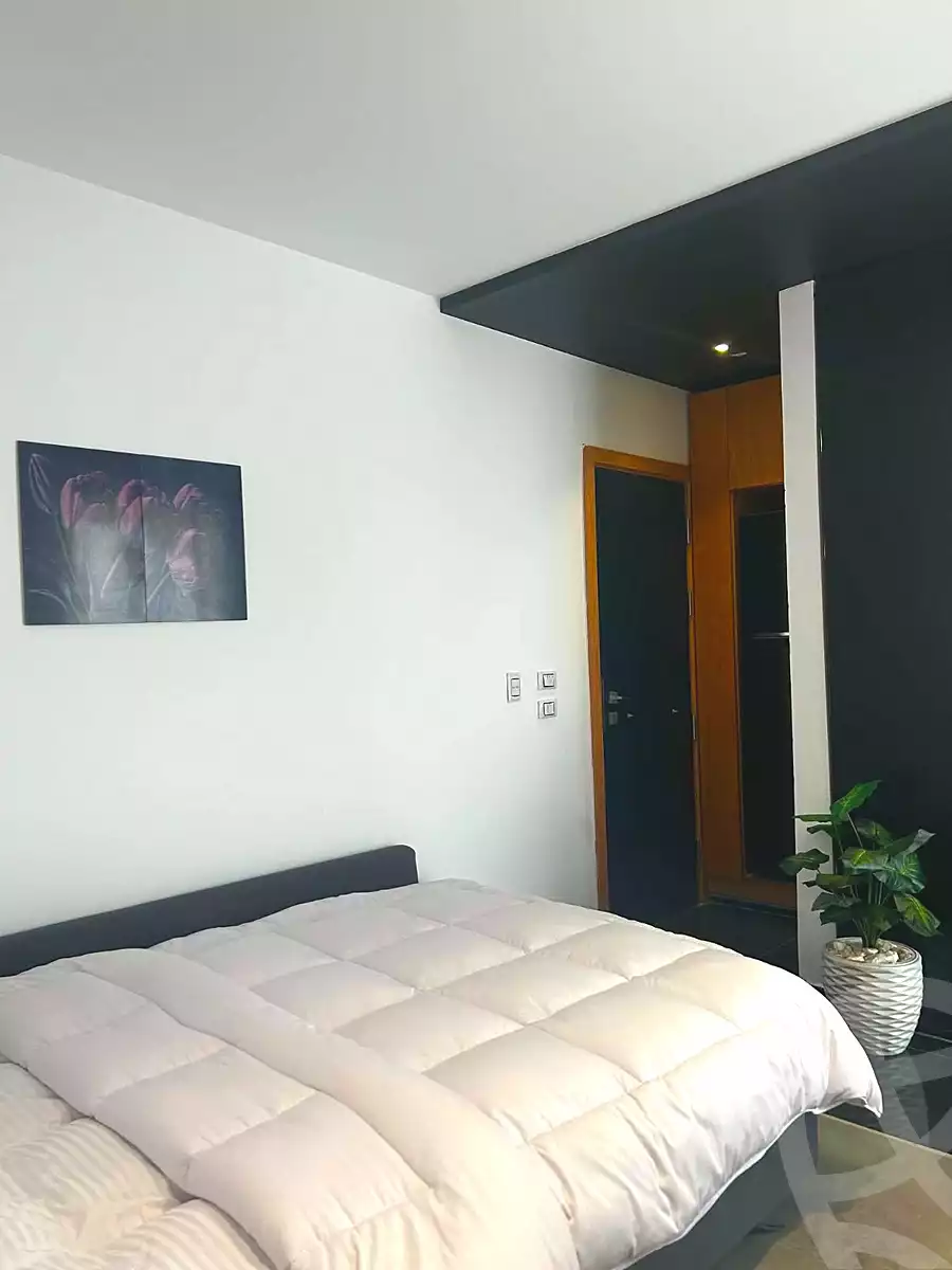 https://aqarmap.com.eg/en/listing/7264547-for-rent-cairo-new-cairo-compounds-vx-n90-mall-mercon