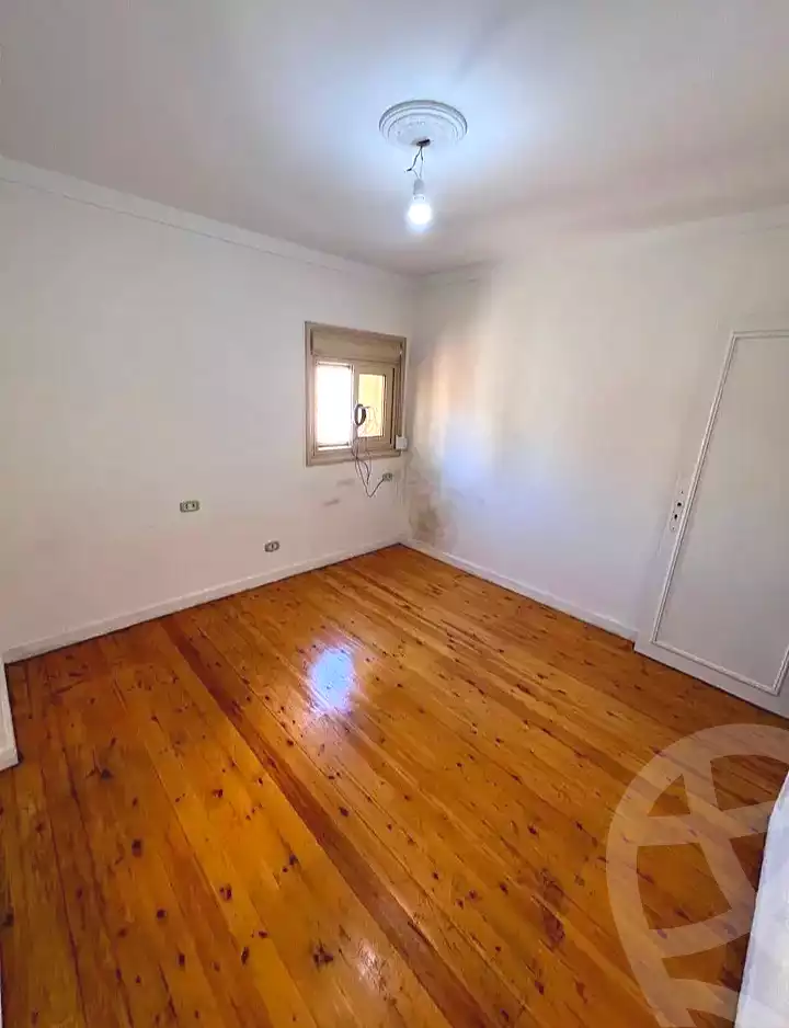 https://aqarmap.com.eg/ar/listing/7264822-for-rent-alexandria-fyktwry-shr-jml-bd-lnsr