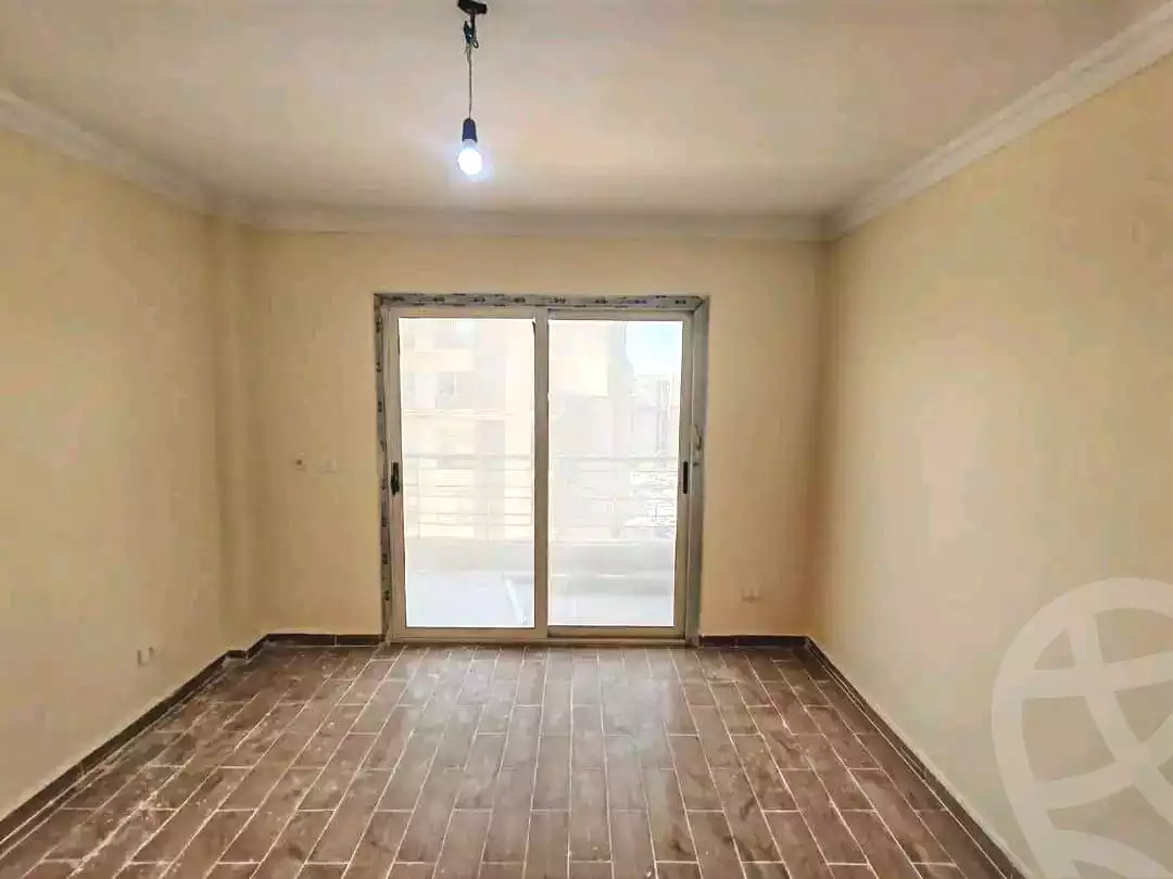 https://aqarmap.com.eg/ar/listing/7264941-for-sale-cairo-new-cairo-compounds-dar-misr-el-koronfel