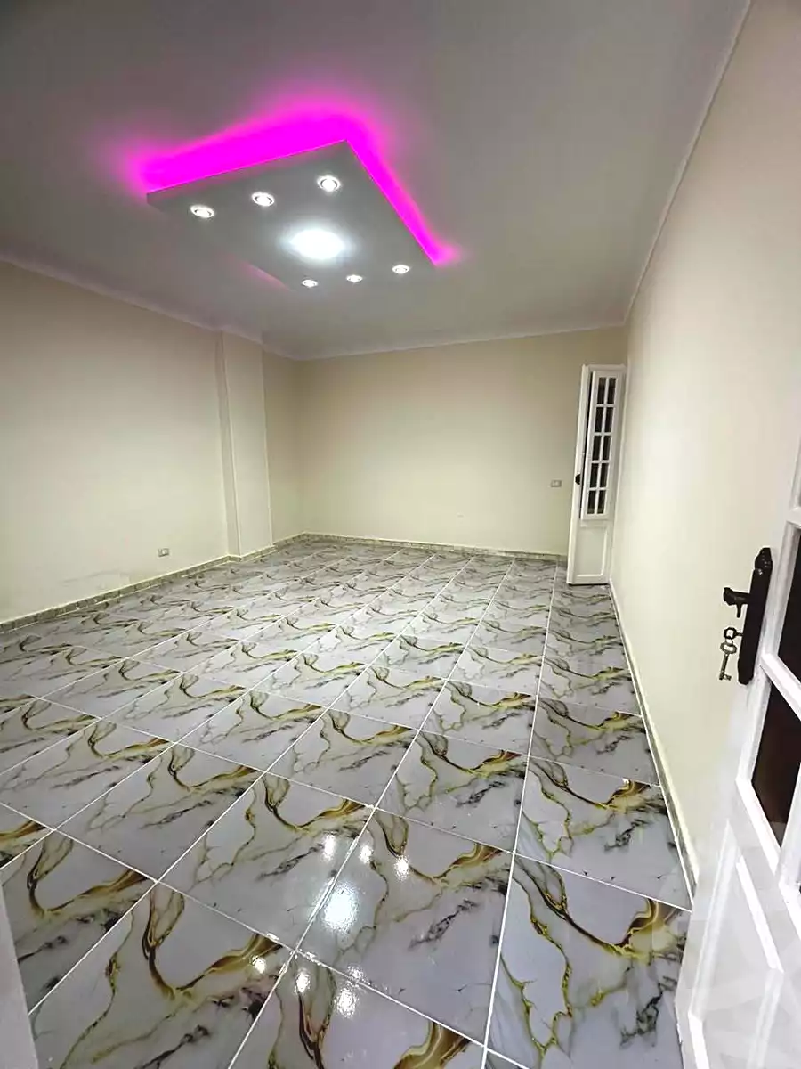 https://aqarmap.com.eg/ar/listing/7265156-for-sale-alexandria-al-agamy-el-hanouvel