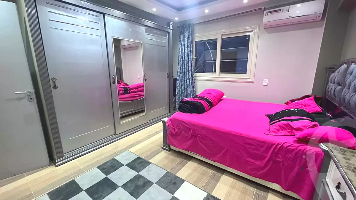 https://aqarmap.com.eg/en/listing/7265744-for-sale-cairo-el-sheikh-zayed-city-el-hay-el-khames-lhy-lkhms