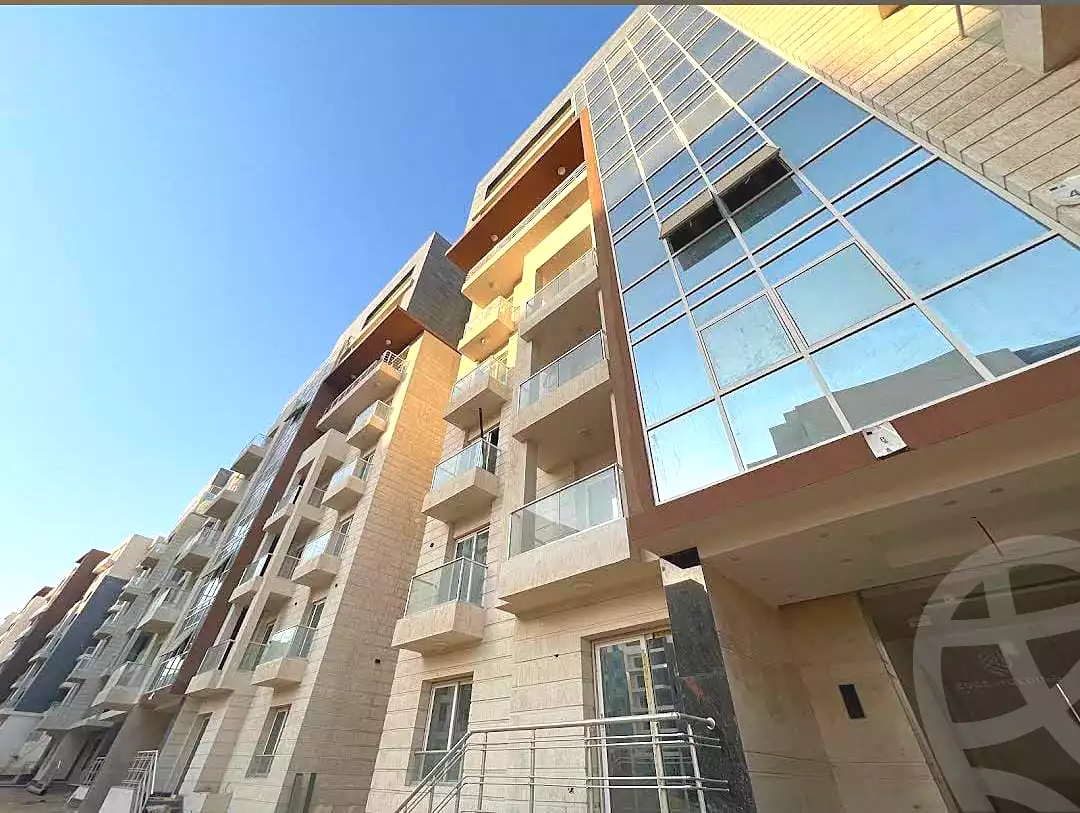 3 BR Apartment in OIA Compound, photo 11 of 13