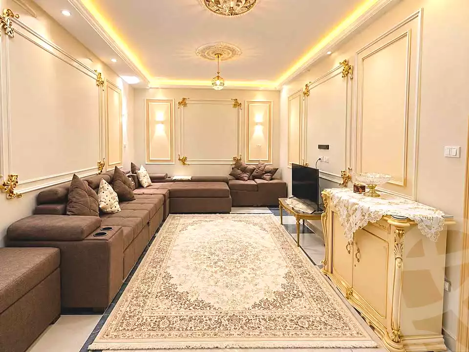 https://aqarmap.com.eg/ar/listing/7266058-for-sale-alexandria-al-agamy-bw-ywsf