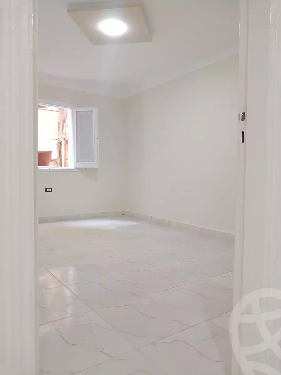 https://aqarmap.com.eg/en/listing/7266233-for-sale-alexandria-al-agamy-el-hanouvel