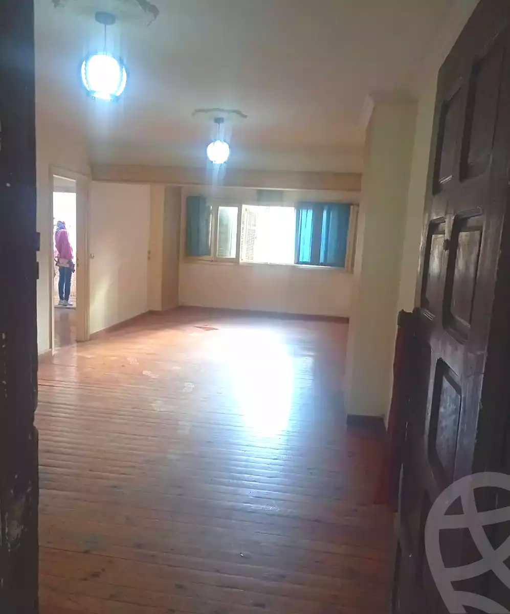 https://aqarmap.com.eg/en/listing/7266581-for-sale-alexandria-moharram-bey-tryq-qn-lswys